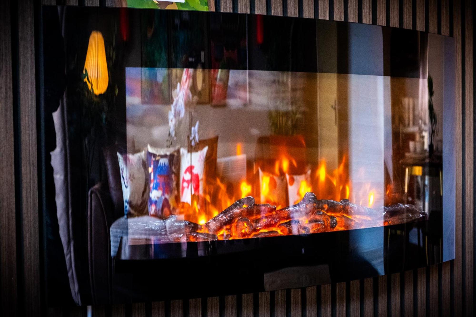 Anime Suite - Central And Free Parking With Netflix Бірмінгем Екстер'єр фото